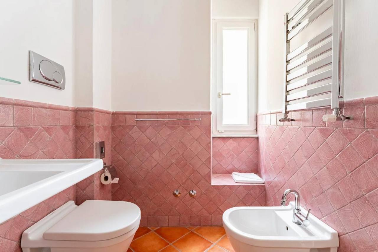 Отель Fori Imperiali Luxe Mansion Рим Экстерьер фото
