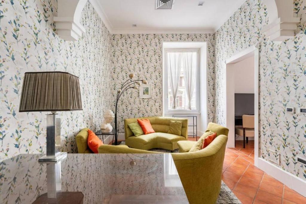 Отель Fori Imperiali Luxe Mansion Рим Экстерьер фото